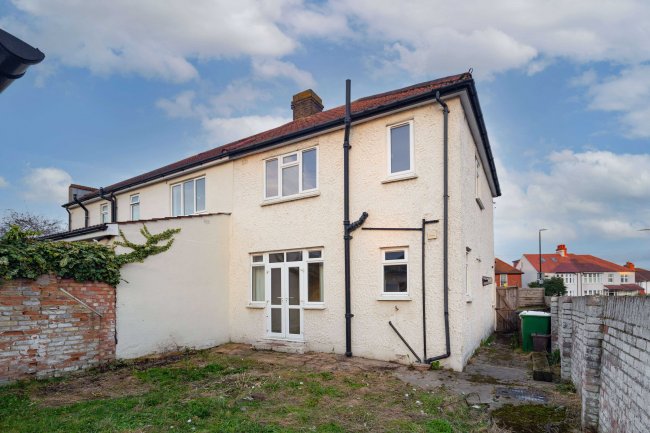 44B Upton Road, Bexleyheath, Kent, DA6 8LW 7