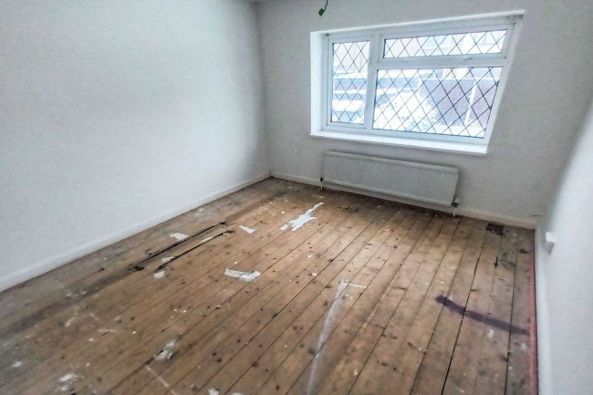 51 Springfield Road, Barlow, Dronfield, Derbyshire, S18 7SQ 2