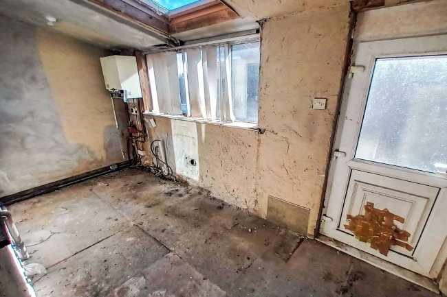 138 Penrose Avenue, Blackpool, Lancashire, FY4 4JX 1