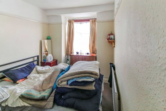 19A The Broadway, Wembley HA9 8JU  6