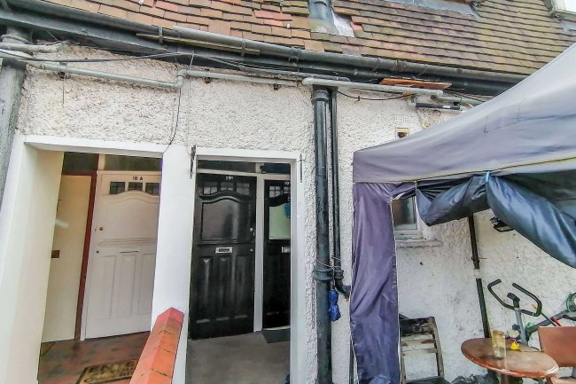 19A The Broadway, Wembley HA9 8JU  6