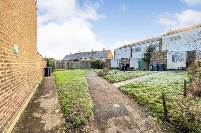 Land adjacent to 21 Padstow Road, Enfield EN2 8BU 4
