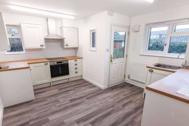 Ashlea, 7 Bath Road, Sturminster Newton, DT10 1DX
 6