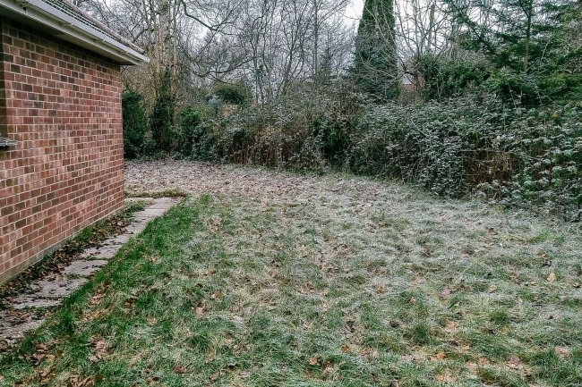 Ashlea, 7 Bath Road, Sturminster Newton, DT10 1DX
 6