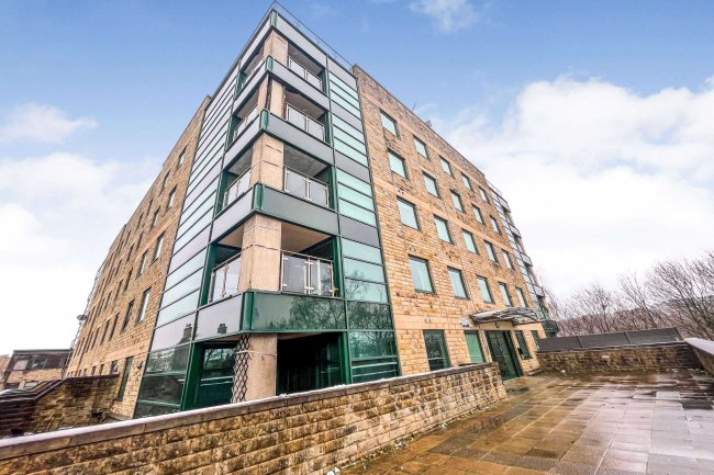 64 Stonegate House, Stone Street, Bradford, West Yorkshire, BD1 4QF 8