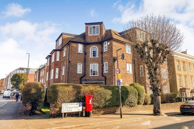 10 Worple Court, 34 Worple Road, Wimbledon, London SW19 4EG 8