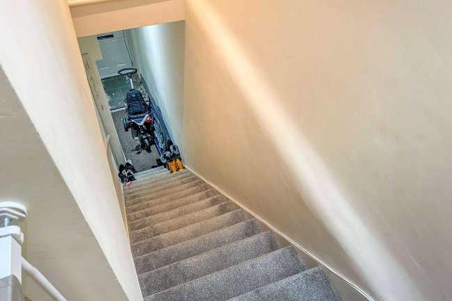 541a Cricklade Road, Swindon, SN2 1AH 8