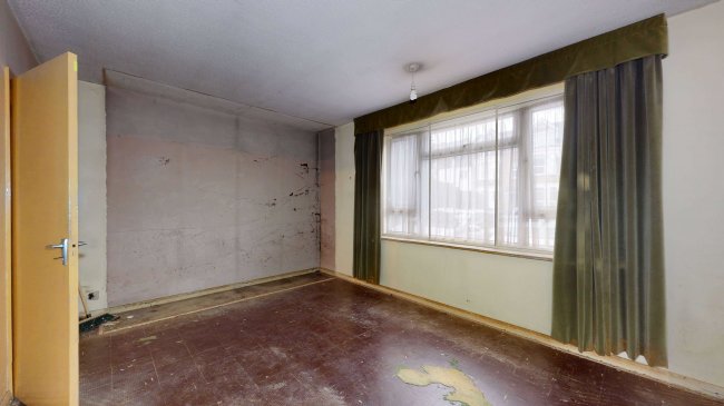 1 Lionel House, Palmerston Road, Wood Green, London, N22 8QN  6