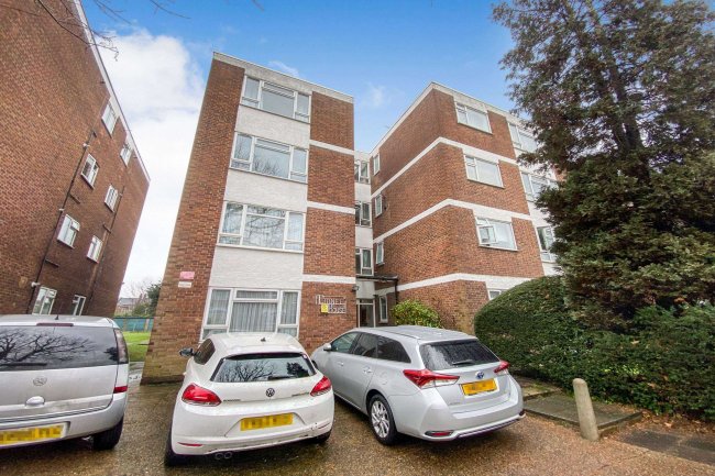 1 Lionel House, Palmerston Road, Wood Green, London, N22 8QN  6