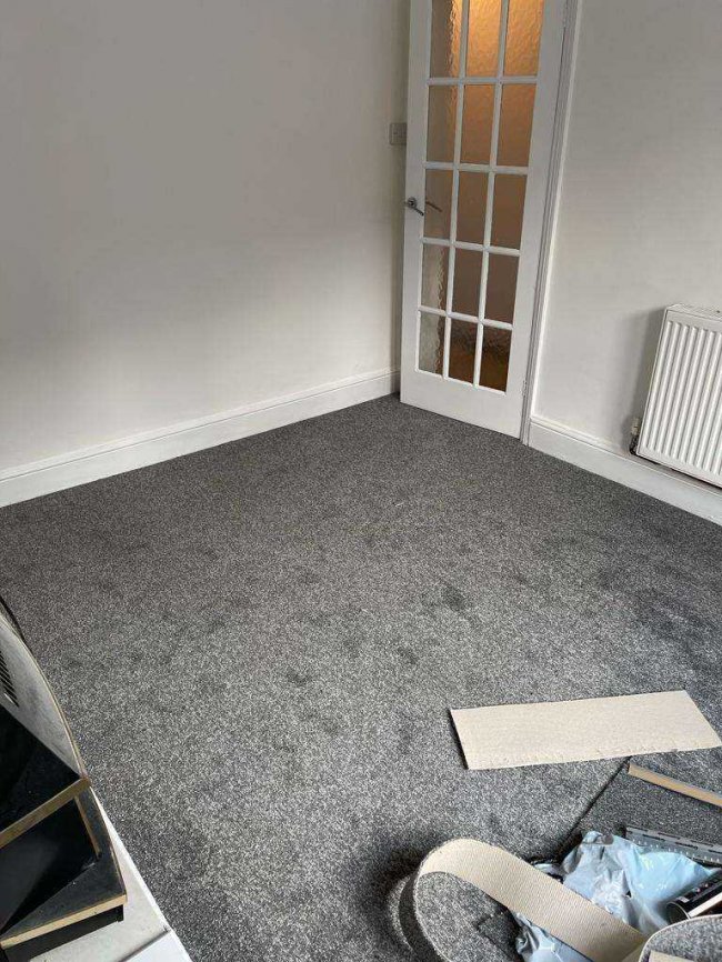 22 Stainer Street, Swindon, SN1 5QX 9