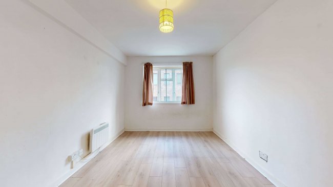 25 Anne Goodman House, Jubilee Street, Stephney, London E1 3ER 9