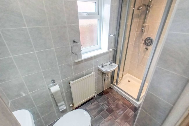 4 Havers Road, Manchester M18 8UN  10