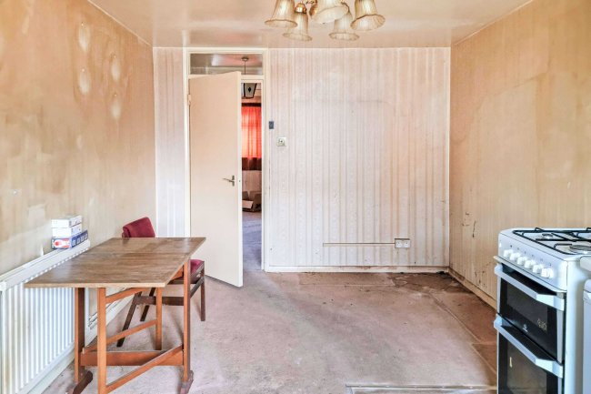 Flat 1 Boston Court, 211 Selhurst Road, Selhurst, London, SE25 6YA 9