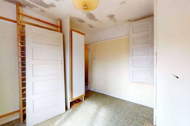 39 Gaston Way, Shepperton TW17 8EZ  6