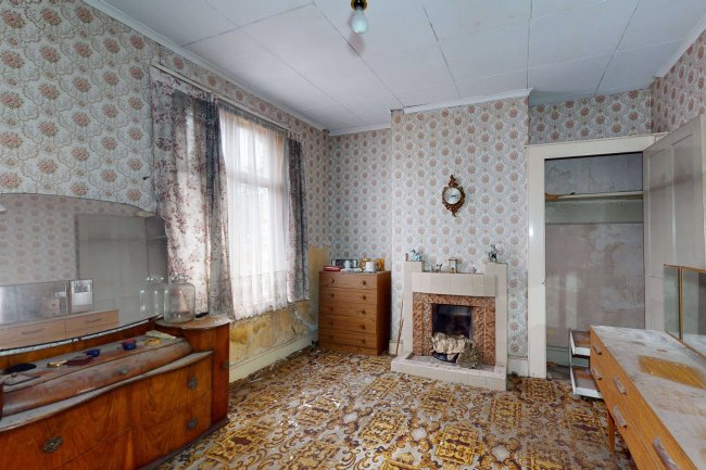 51 St Donatts Road, New Cross, London SE14 6NU 1