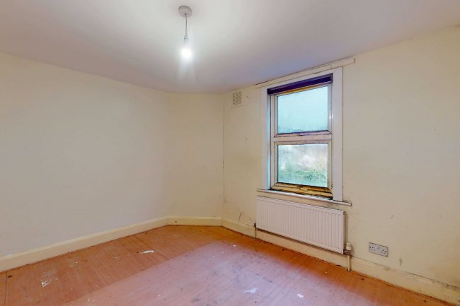 240a Cavendish Road, Balham, London SW12 0BU 3