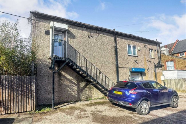 50c Chatterton Road, Bromley, Kent, BR2 9QE 6