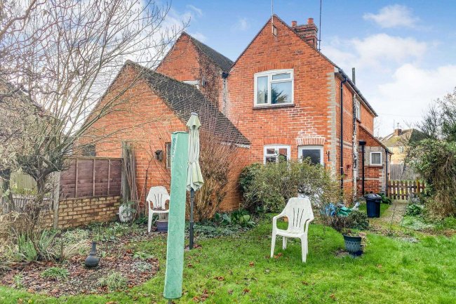 163 Butts Hill Road, Woodley, Reading, Berkshire, RG5 4NX
 9