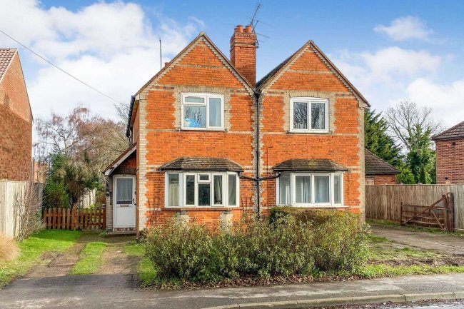 163 Butts Hill Road, Woodley, Reading, Berkshire, RG5 4NX
 9