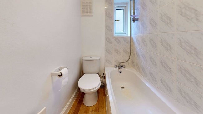 17b Westdown Road, Catford, London, SE6 4RL 7