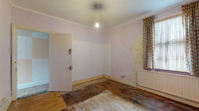 140 Davidson Road, East Croydon, Surrey, CR0 6DE 8