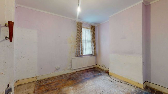 140 Davidson Road, East Croydon, Surrey, CR0 6DE 8