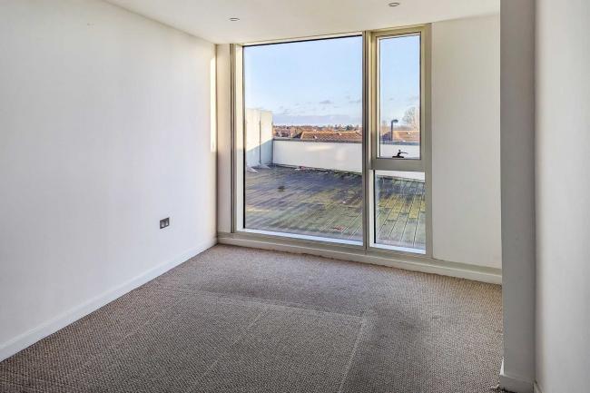 Flat 42, 1 The Island Newgate, Croydon, CR0 2FB 3