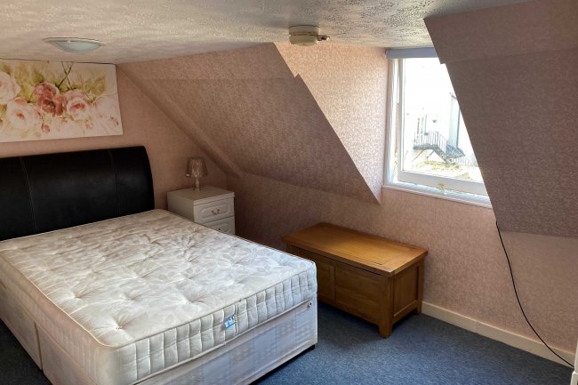 10 and 12 High Street, Brompton, Kent ME7 5AE 1