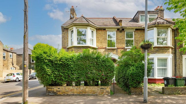 Abrahams Flat, 279 Francis Road, Leyton, London, E10 6NW 7