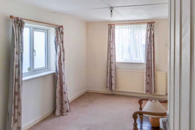 44 Gills Hill, Bourn, Cambridge, CB23 2TS 4