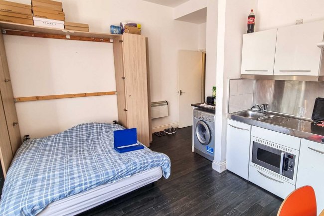 59a Barnet High Street, Barnet, Hertfordshire, EN5 5UR 7