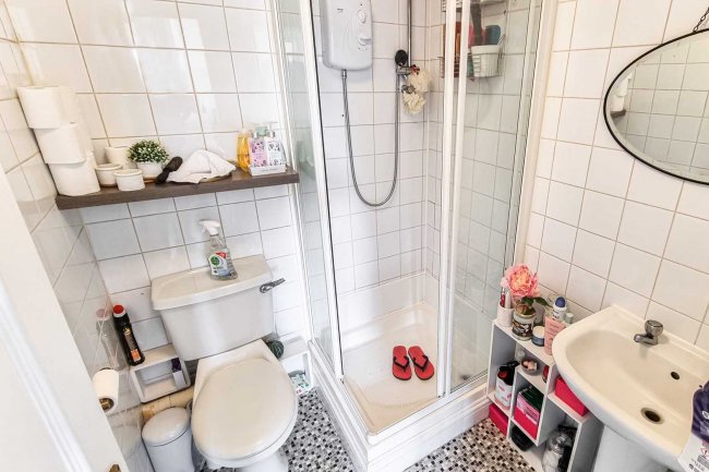 59a Barnet High Street, Barnet, Hertfordshire, EN5 5UR 7