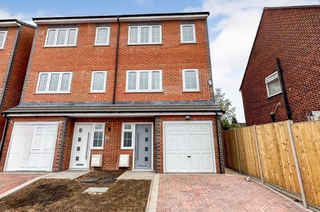 116 Wingate Road, Luton LU4 8PY 10