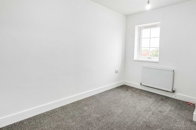 116 Wingate Road, Luton LU4 8PY 10