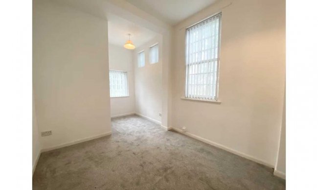 9 The Drive, Countesthorpe, Leicester, LE8 5PB 5