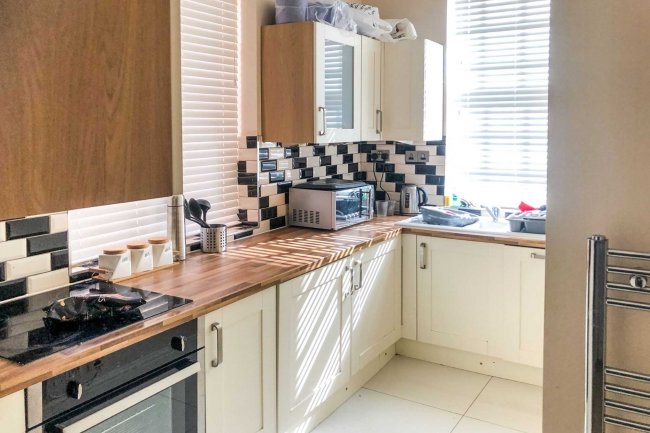 9 The Drive, Countesthorpe, Leicester, LE8 5PB 5