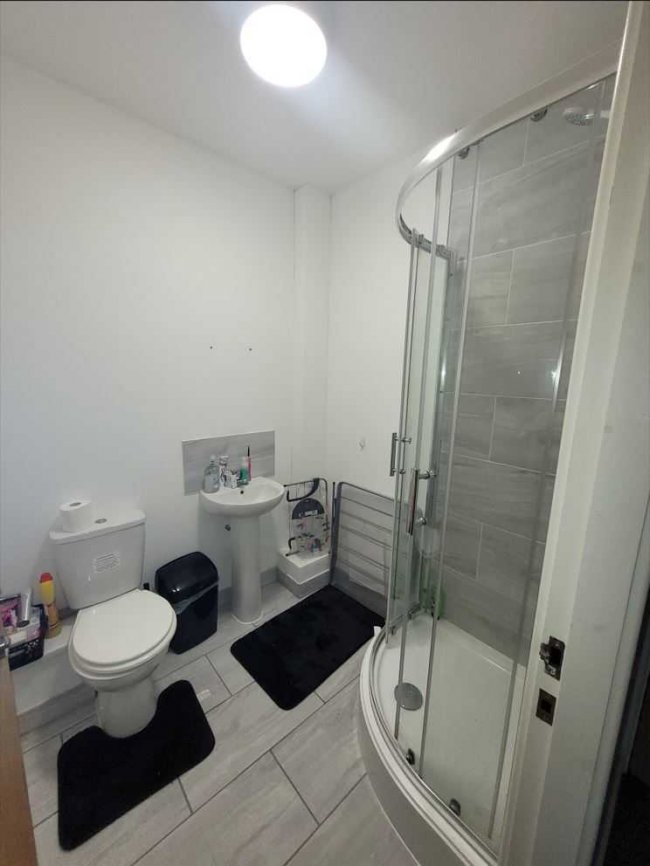 133 Castleview, East Lane, Runcorn, WA7 2DR 6