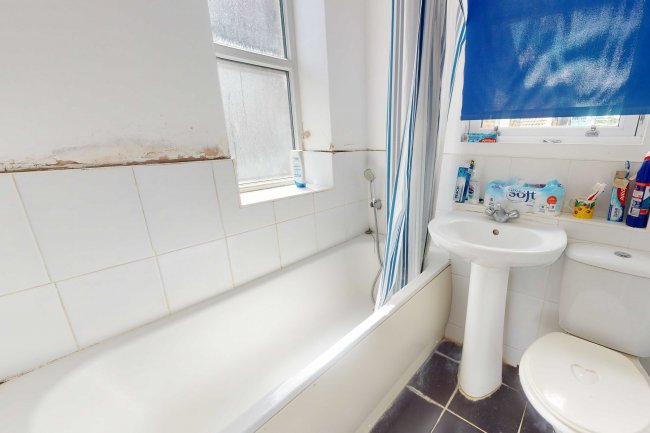 8 Winchelsea Road, Forest Gate, London, E7 0AG 8