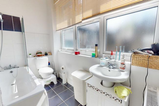 8 Winchelsea Road, Forest Gate, London, E7 0AG 8