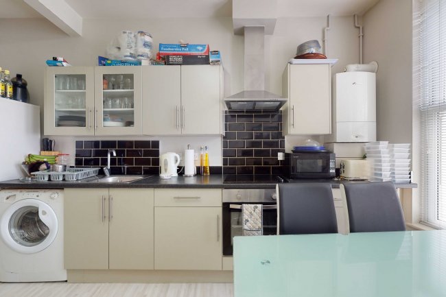 8 Winchelsea Road, Forest Gate, London, E7 0AG 8