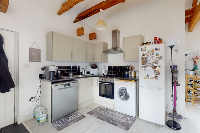 8 Winchelsea Road, Forest Gate, London, E7 0AG 8