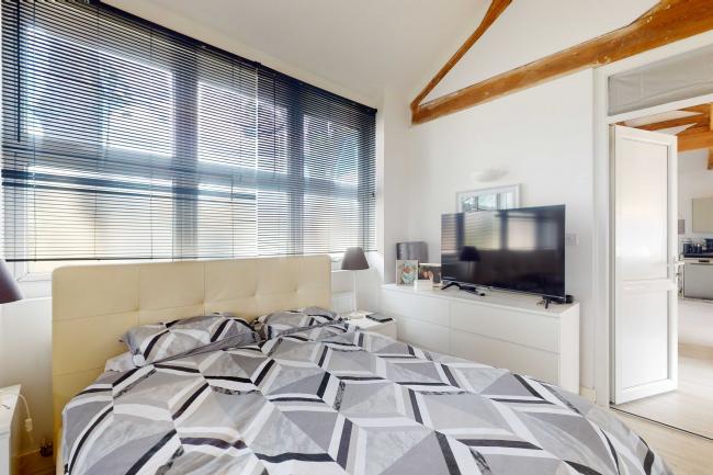 8 Winchelsea Road, Forest Gate, London, E7 0AG 8