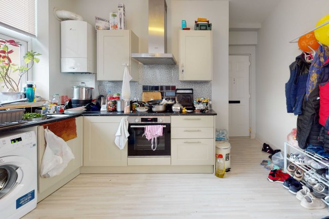 8 Winchelsea Road, Forest Gate, London, E7 0AG 8