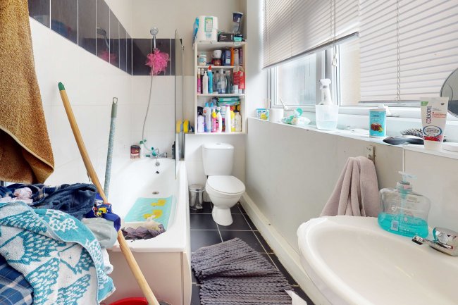 8 Winchelsea Road, Forest Gate, London, E7 0AG 8