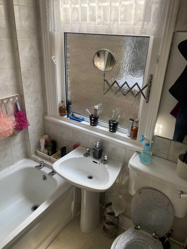 64 Norbury Court Road, Norbury, London SW16 4HT 4