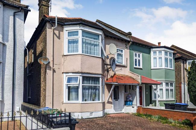 64 Norbury Court Road, Norbury, London SW16 4HT 4