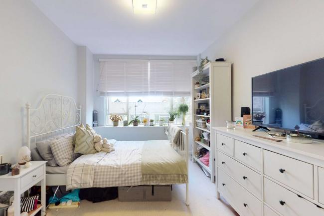 Flat 15 Florin Court, 6 - 9 Charterhouse Square, Barbican, London, EC1M 6ET 2