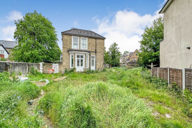 13 Thornhill Road, Croydon, Surrey, CR0 2XZ 1