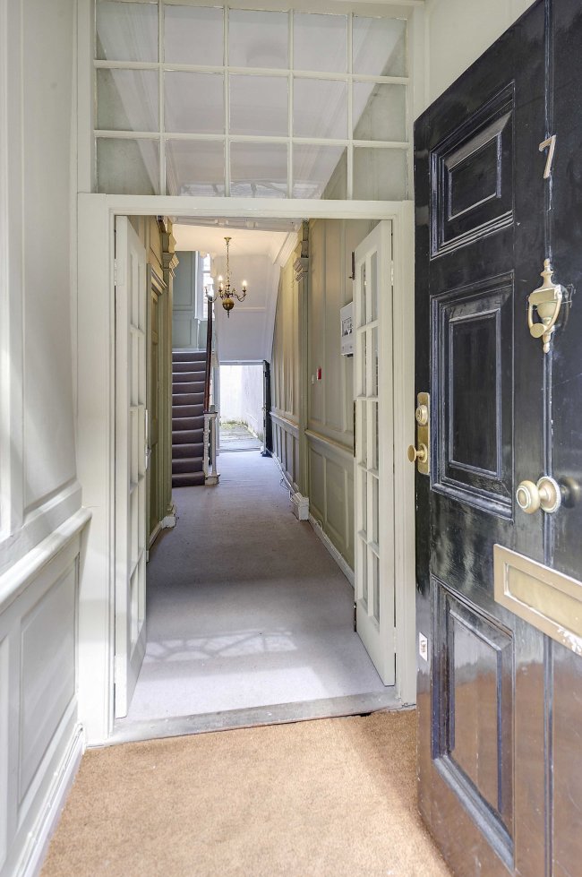 7 Great James Street, Bloomsbury, London, WC1N 3DF 7
