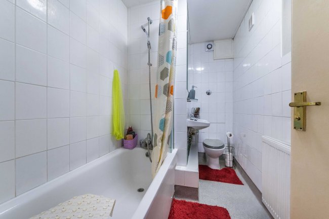 Flat A, 29 St Peter's Road, Croydon, CR0 1HN 10